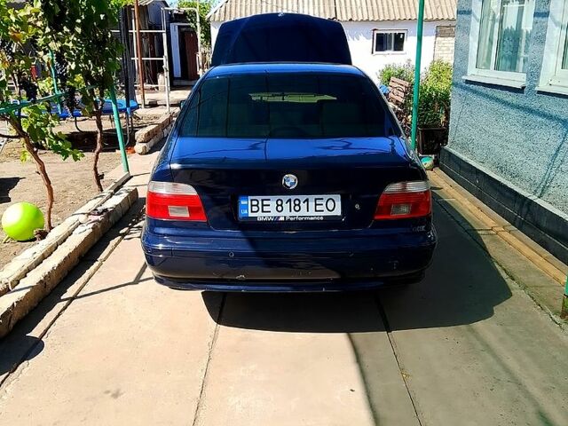 Синий БМВ 5 Серия, объемом двигателя 3 л и пробегом 431 тыс. км за 4200 $, фото 6 на Automoto.ua