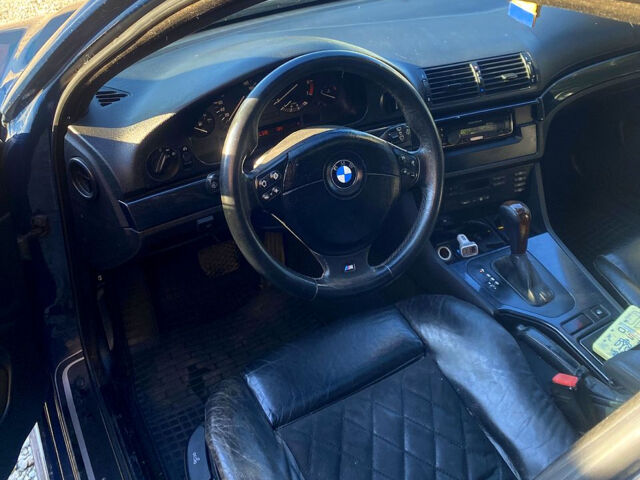 Синий БМВ 5 Серия, объемом двигателя 3 л и пробегом 0 тыс. км за 5300 $, фото 7 на Automoto.ua