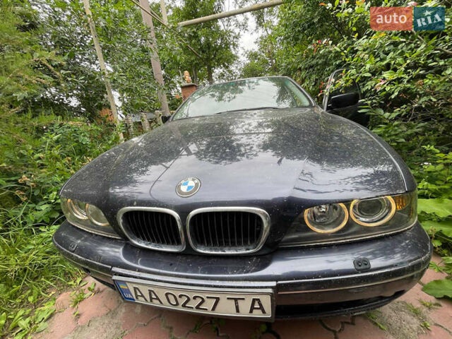 Синий БМВ 5 Серия, объемом двигателя 4.4 л и пробегом 357 тыс. км за 5250 $, фото 17 на Automoto.ua