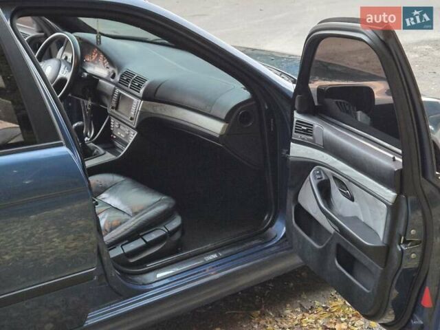 Синий БМВ 5 Серия, объемом двигателя 2.5 л и пробегом 630 тыс. км за 6000 $, фото 21 на Automoto.ua