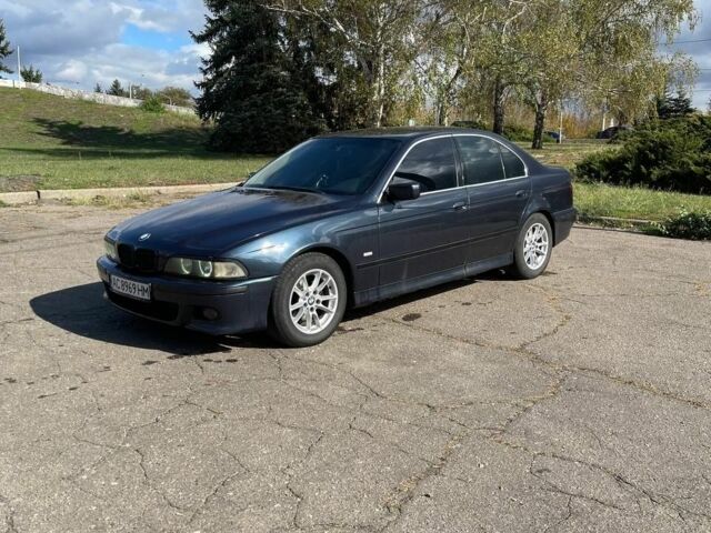 Синий БМВ 5 Серия, объемом двигателя 3 л и пробегом 380 тыс. км за 5200 $, фото 1 на Automoto.ua