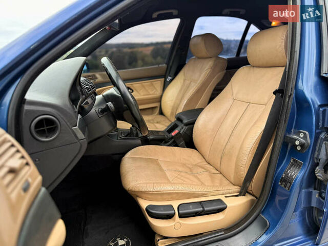 Синий БМВ 5 Серия, объемом двигателя 2.5 л и пробегом 379 тыс. км за 4999 $, фото 46 на Automoto.ua