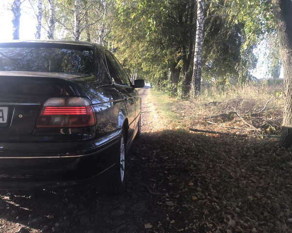 Синий БМВ 5 Серия, объемом двигателя 4.4 л и пробегом 357 тыс. км за 5250 $, фото 7 на Automoto.ua