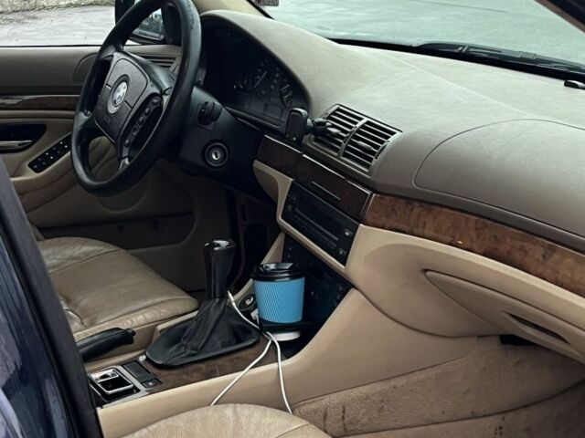 Синій БМВ 5 Серія, об'ємом двигуна 2 л та пробігом 3 тис. км за 3299 $, фото 10 на Automoto.ua