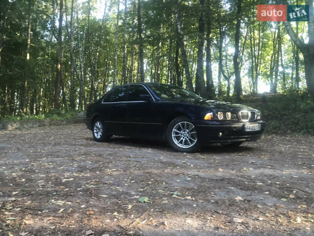 Синий БМВ 5 Серия, объемом двигателя 4.4 л и пробегом 357 тыс. км за 5250 $, фото 6 на Automoto.ua