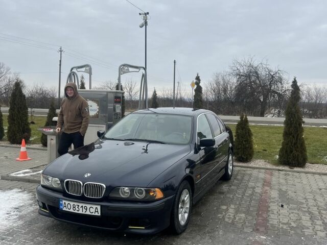 Синий БМВ 5 Серия, объемом двигателя 2 л и пробегом 3 тыс. км за 3700 $, фото 1 на Automoto.ua