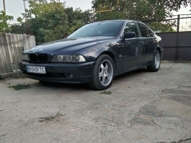 Синий БМВ 5 Серия, объемом двигателя 2.5 л и пробегом 330 тыс. км за 4999 $, фото 6 на Automoto.ua