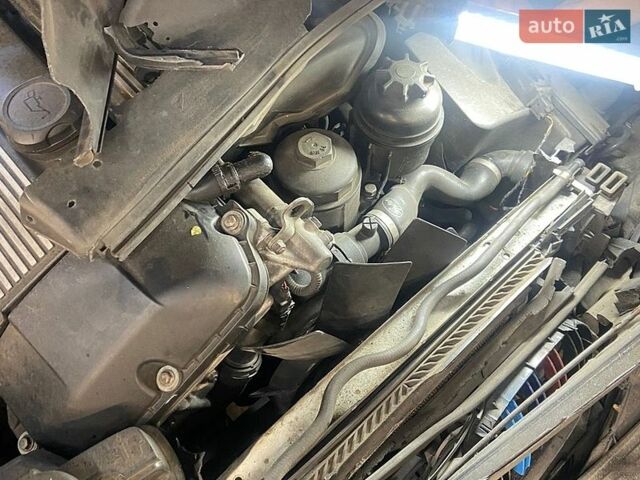 Синій БМВ 5 Серія, об'ємом двигуна 2.5 л та пробігом 480 тис. км за 2700 $, фото 14 на Automoto.ua