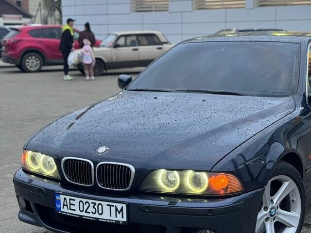Синий БМВ 5 Серия, объемом двигателя 3.45 л и пробегом 353 тыс. км за 5000 $, фото 4 на Automoto.ua