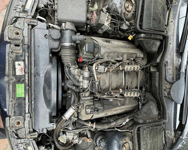 Синий БМВ 5 Серия, объемом двигателя 4.4 л и пробегом 357 тыс. км за 5250 $, фото 9 на Automoto.ua