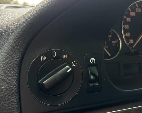 Синій БМВ 5 Серія, об'ємом двигуна 2.5 л та пробігом 409 тис. км за 6499 $, фото 58 на Automoto.ua