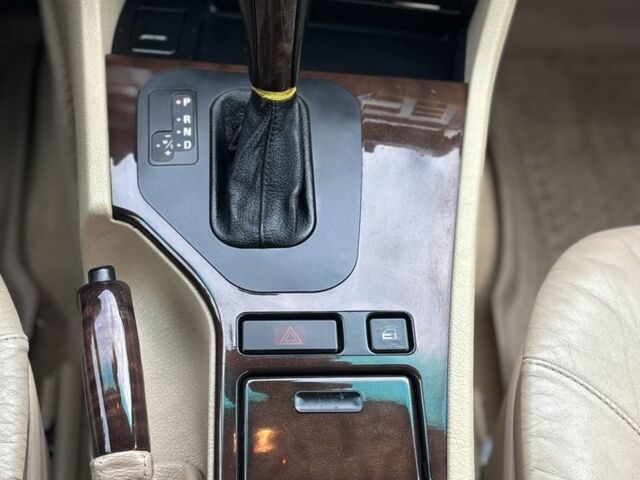 Синій БМВ 5 Серія, об'ємом двигуна 2.5 л та пробігом 410 тис. км за 6700 $, фото 16 на Automoto.ua