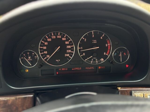 Синій БМВ 5 Серія, об'ємом двигуна 2.5 л та пробігом 410 тис. км за 6700 $, фото 21 на Automoto.ua