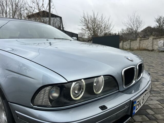 Синий БМВ 5 Серия, объемом двигателя 2.5 л и пробегом 471 тыс. км за 6499 $, фото 9 на Automoto.ua