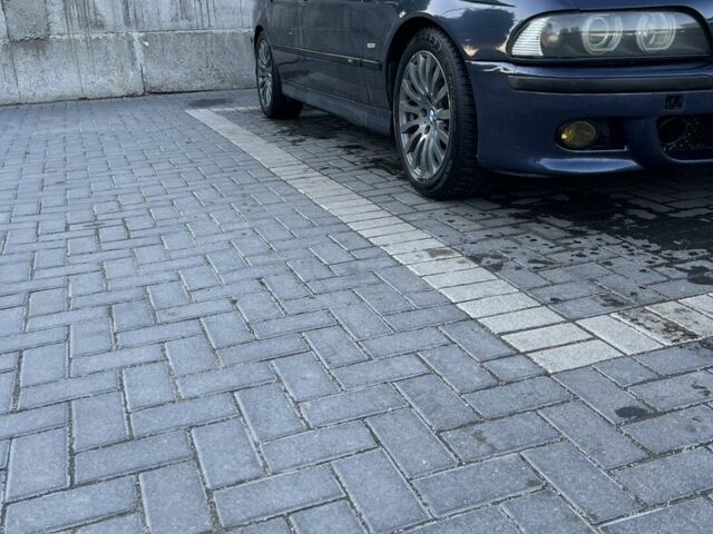 Синий БМВ 5 Серия, объемом двигателя 3 л и пробегом 333 тыс. км за 7150 $, фото 7 на Automoto.ua