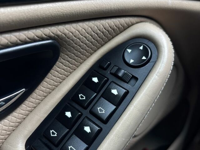 Синій БМВ 5 Серія, об'ємом двигуна 2.5 л та пробігом 410 тис. км за 6700 $, фото 22 на Automoto.ua