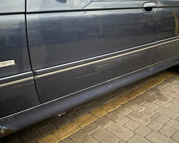 Синій БМВ 5 Серія, об'ємом двигуна 2.2 л та пробігом 250 тис. км за 5000 $, фото 18 на Automoto.ua