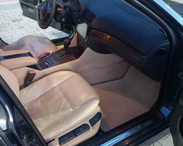 Синий БМВ 5 Серия, объемом двигателя 2.5 л и пробегом 350 тыс. км за 5500 $, фото 10 на Automoto.ua