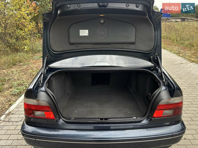 Синій БМВ 5 Серія, об'ємом двигуна 2.5 л та пробігом 409 тис. км за 6499 $, фото 45 на Automoto.ua