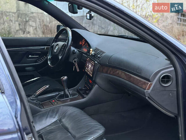 Синий БМВ 5 Серия, объемом двигателя 2.5 л и пробегом 460 тыс. км за 5900 $, фото 19 на Automoto.ua