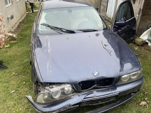 Синій БМВ 5 Серія, об'ємом двигуна 2 л та пробігом 444 тис. км за 2500 $, фото 7 на Automoto.ua