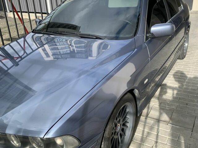 Синий БМВ 5 Серия, объемом двигателя 2.2 л и пробегом 260 тыс. км за 5500 $, фото 1 на Automoto.ua