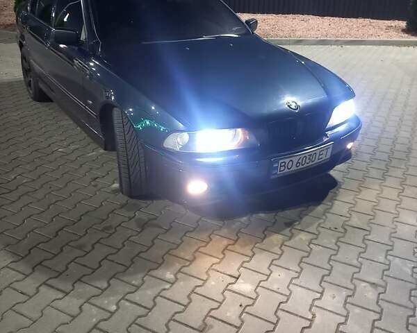 Синий БМВ 5 Серия, объемом двигателя 2.5 л и пробегом 350 тыс. км за 5500 $, фото 1 на Automoto.ua