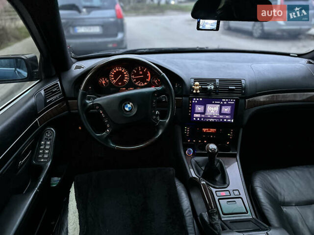 Синий БМВ 5 Серия, объемом двигателя 2.5 л и пробегом 460 тыс. км за 5900 $, фото 13 на Automoto.ua