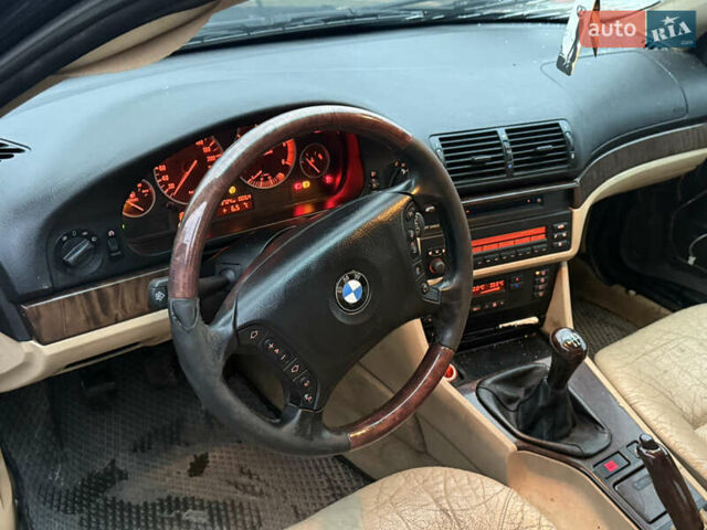 Синій БМВ 5 Серія, об'ємом двигуна 1.95 л та пробігом 370 тис. км за 2750 $, фото 11 на Automoto.ua