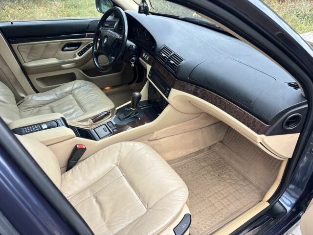 Синій БМВ 5 Серія, об'ємом двигуна 2.5 л та пробігом 410 тис. км за 6700 $, фото 12 на Automoto.ua