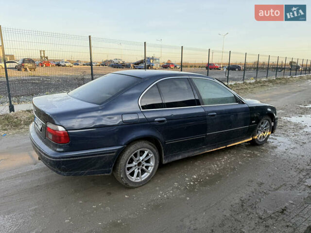 Синий БМВ 5 Серия, объемом двигателя 2 л и пробегом 433 тыс. км за 3099 $, фото 4 на Automoto.ua