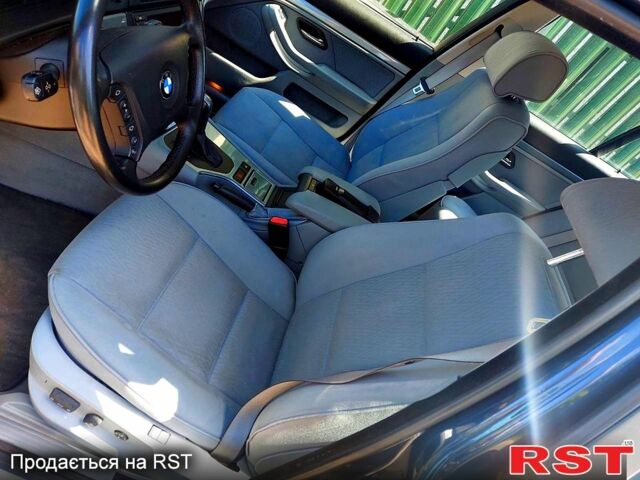 Синий БМВ 5 Серия, объемом двигателя 2.2 л и пробегом 0 тыс. км за 6200 $, фото 3 на Automoto.ua