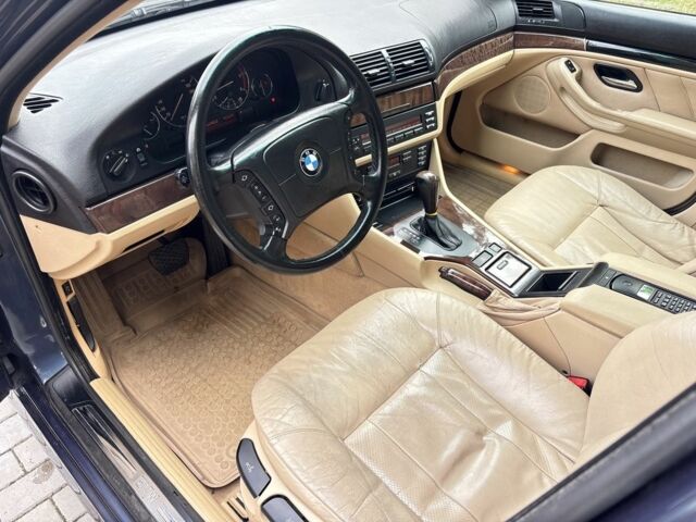 Синій БМВ 5 Серія, об'ємом двигуна 2.5 л та пробігом 410 тис. км за 6700 $, фото 11 на Automoto.ua