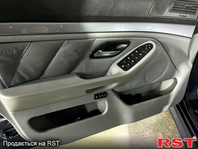 Синий БМВ 5 Серия, объемом двигателя 2.9 л и пробегом 390 тыс. км за 6300 $, фото 5 на Automoto.ua