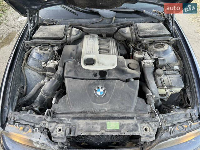 Синий БМВ 5 Серия, объемом двигателя 2 л и пробегом 433 тыс. км за 3099 $, фото 17 на Automoto.ua