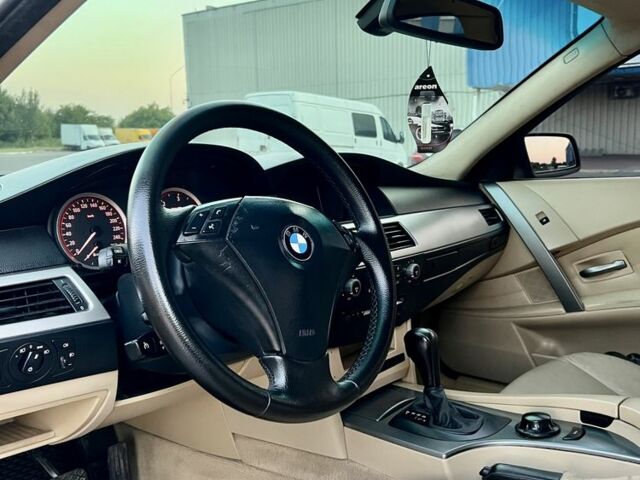 Синий БМВ 5 Серия, объемом двигателя 3 л и пробегом 330 тыс. км за 7500 $, фото 14 на Automoto.ua