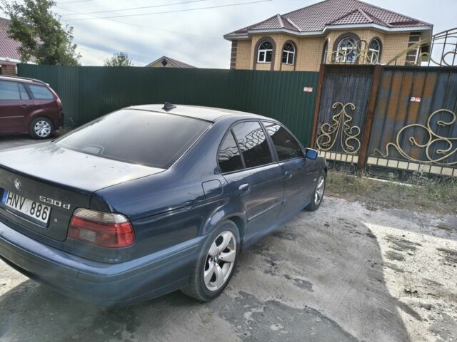Синий БМВ 5 Серия, объемом двигателя 3 л и пробегом 417 тыс. км за 2800 $, фото 3 на Automoto.ua