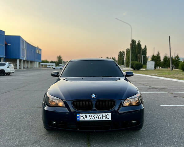 Синий БМВ 5 Серия, объемом двигателя 2.99 л и пробегом 325 тыс. км за 8500 $, фото 3 на Automoto.ua