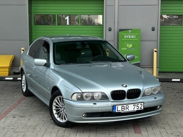 Синий БМВ 5 Серия, объемом двигателя 0 л и пробегом 300 тыс. км за 2500 $, фото 1 на Automoto.ua