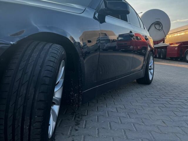 Синій БМВ 5 Серія, об'ємом двигуна 3 л та пробігом 430 тис. км за 6500 $, фото 5 на Automoto.ua