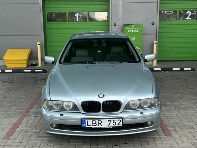 Синий БМВ 5 Серия, объемом двигателя 0 л и пробегом 300 тыс. км за 2500 $, фото 2 на Automoto.ua