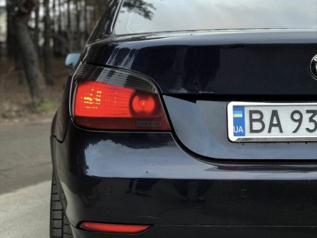 Синий БМВ 5 Серия, объемом двигателя 3 л и пробегом 330 тыс. км за 7500 $, фото 18 на Automoto.ua