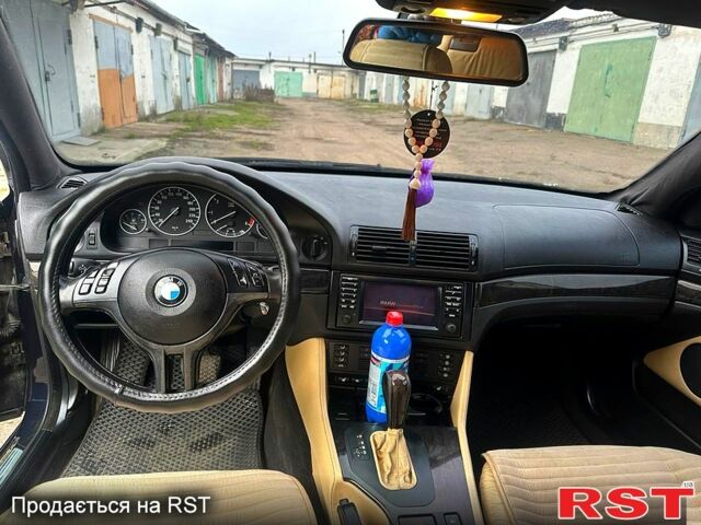 Синий БМВ 5 Серия, объемом двигателя 2.5 л и пробегом 325 тыс. км за 5000 $, фото 8 на Automoto.ua