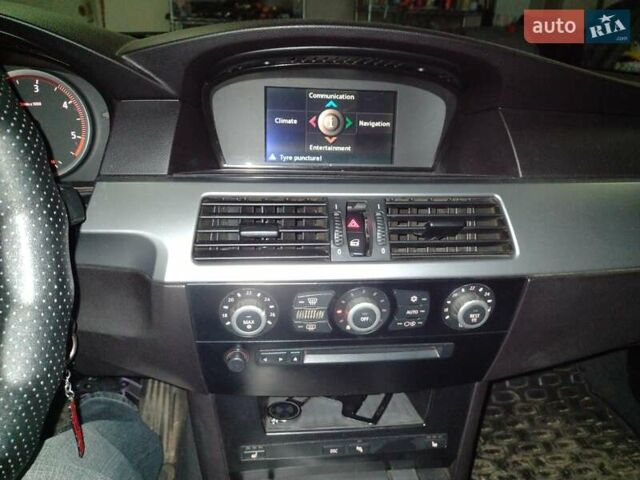 Синий БМВ 5 Серия, объемом двигателя 3 л и пробегом 300 тыс. км за 7000 $, фото 8 на Automoto.ua