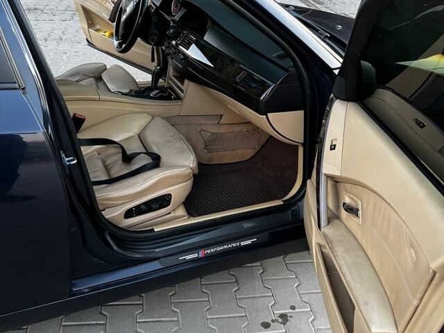 Синій БМВ 5 Серія, об'ємом двигуна 3 л та пробігом 430 тис. км за 6500 $, фото 14 на Automoto.ua