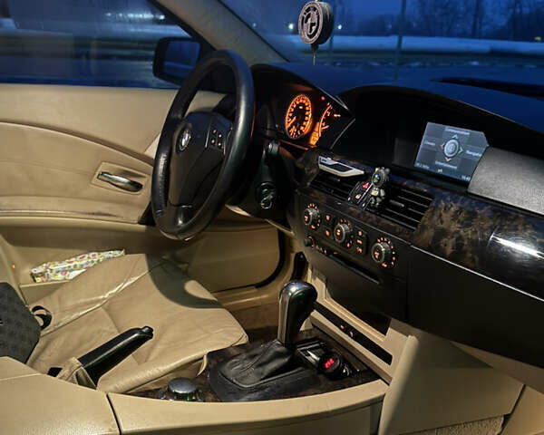 Синий БМВ 5 Серия, объемом двигателя 2.2 л и пробегом 388 тыс. км за 7500 $, фото 17 на Automoto.ua