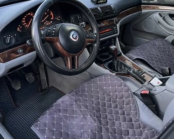 Синій БМВ 5 Серія, об'ємом двигуна 2 л та пробігом 350 тис. км за 3300 $, фото 7 на Automoto.ua