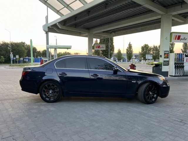 Синий БМВ 5 Серия, объемом двигателя 3 л и пробегом 330 тыс. км за 7500 $, фото 12 на Automoto.ua