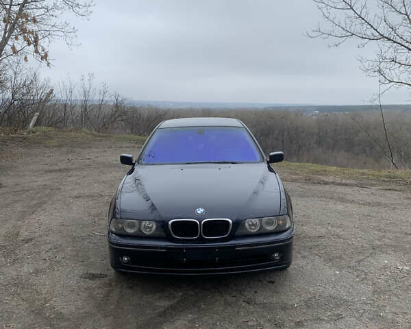 Синий БМВ 5 Серия, объемом двигателя 2.2 л и пробегом 354 тыс. км за 6500 $, фото 1 на Automoto.ua