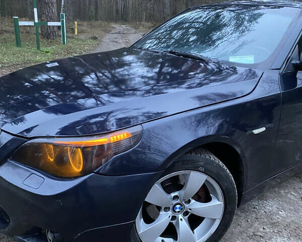 Синий БМВ 5 Серия, объемом двигателя 3 л и пробегом 500 тыс. км за 5300 $, фото 10 на Automoto.ua